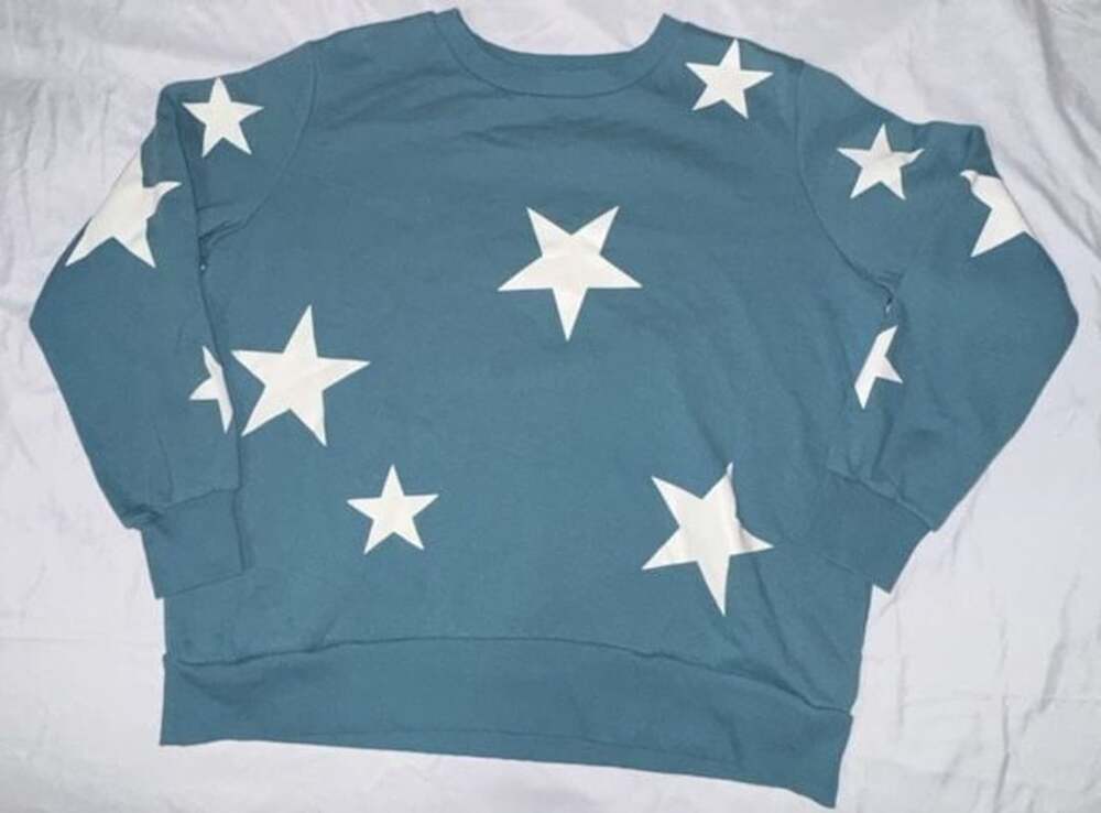 Zenana Star Print Sweatshirt Size XL Blue/Teal White Crewneck Long Sleeve
